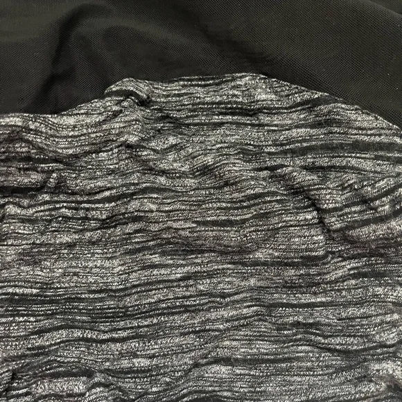 Black and Gray Women's Top - Picture 4 of 4